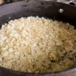 Цитрусовый рис с шампиньонами