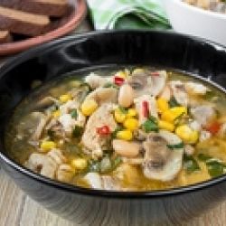 Чили-суп из курицы с грибами
