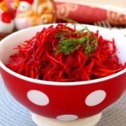Салат со свеклой, кукурузой и морковью - простой и вкусный рецепт с пошаговыми фото