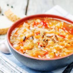Капустный суп с нутом и рисом