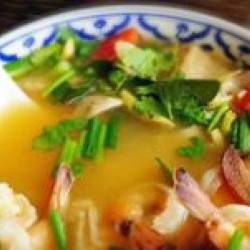 Тайский суп из морепродуктов