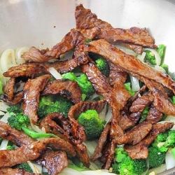 Китайская говядина с брокколи