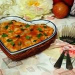 Запеканка из курицы с кускусом и грибами