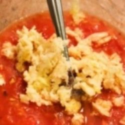 Форель с томатным соусом