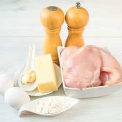 Рубленые шницели из курицы с сыром